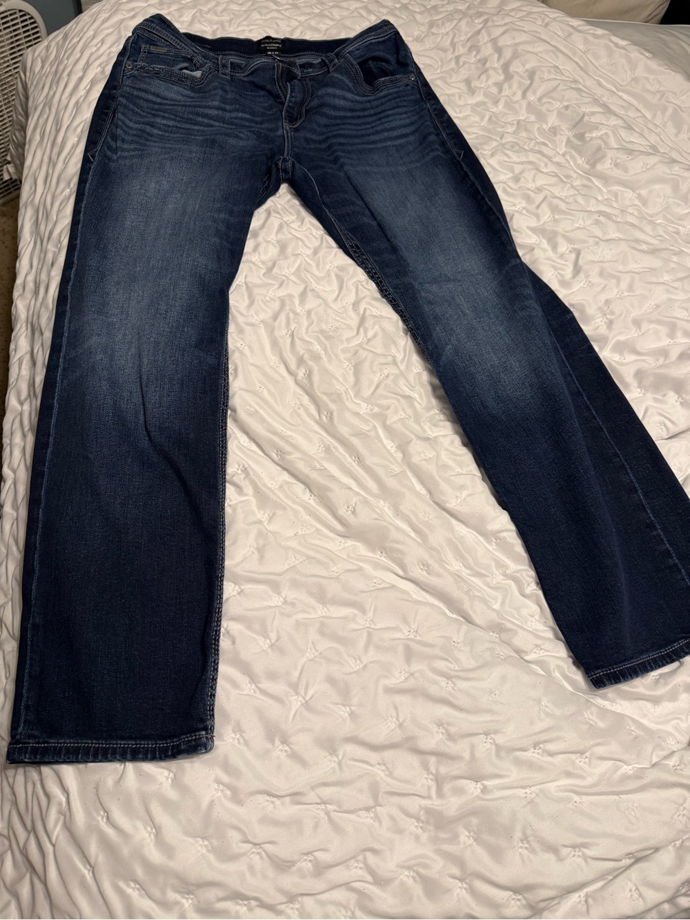 Men’s Buckle Dark Wash Straight Leg Jeans 36x32